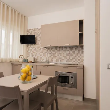 Apartahotel Zest House 3*