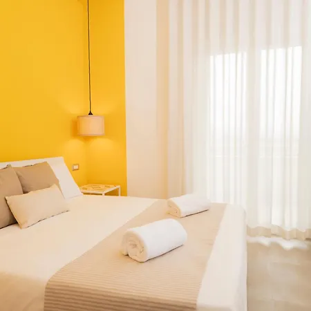 Zest House Apartahotel 3*