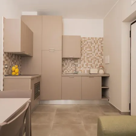 Zest House Pompeya