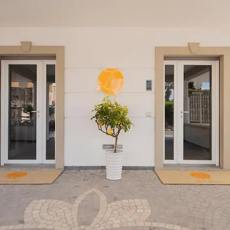 Zest House Pompeya