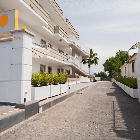Zest House